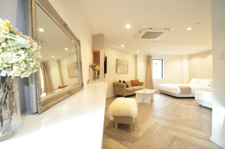 Senlax Inn Osaka