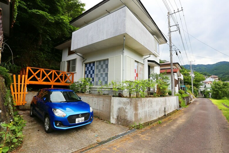 Villent Izu Usami