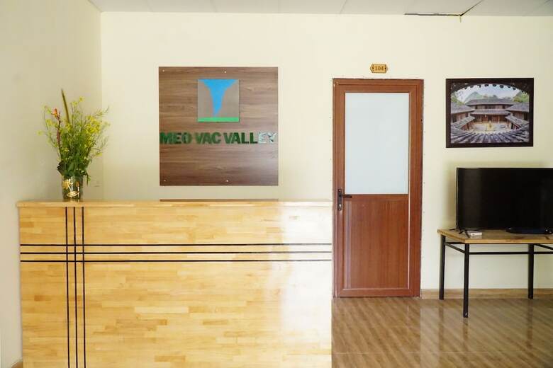 Hostal Meo Vac Valley Hotel - Hostel