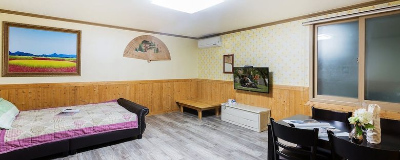 Suncheonman Jeongmun Pension