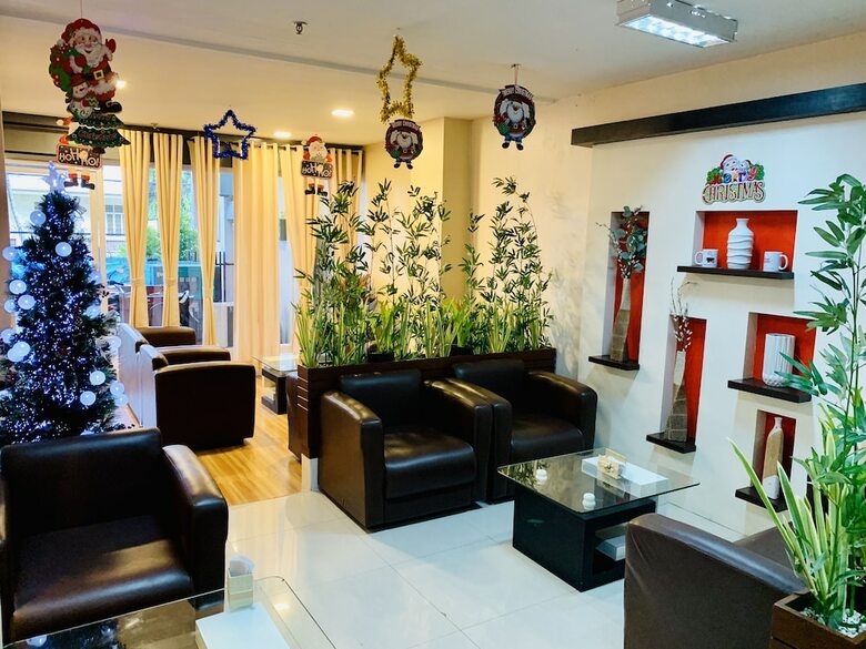 Hotel Davao Persimmon Suites