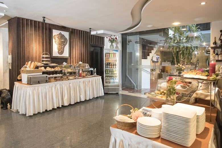 King Grand Boutique Hotel