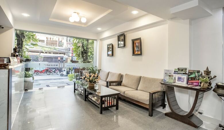 King Grand Boutique Hotel