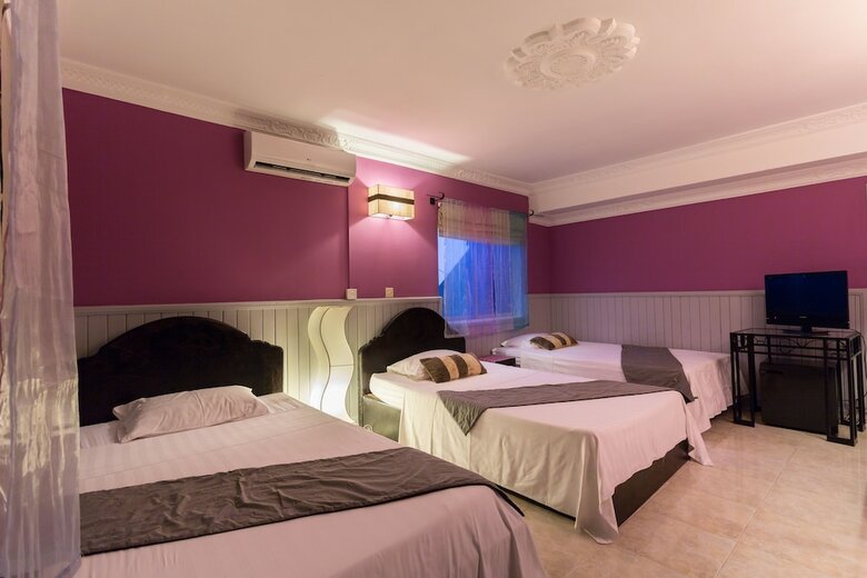 Le Tigre Hotel