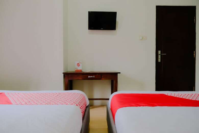Hotel Oyo 2376 Tiara Family Residence