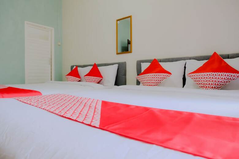 Hotel Oyo 2376 Tiara Family Residence