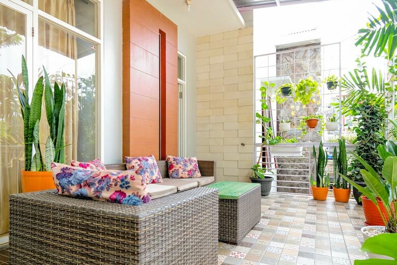 Hotel Oyo 2376 Tiara Family Residence