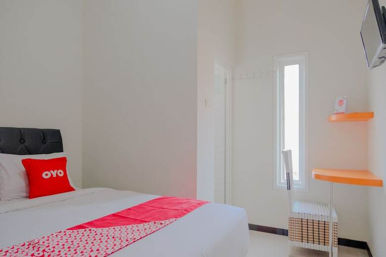 Hotel Oyo 2376 Tiara Family Residence