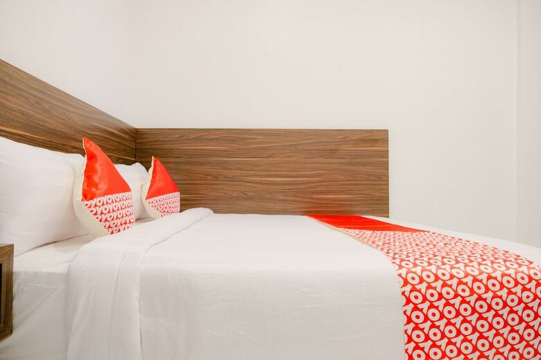 Hotel Oyo 2390 Harmoni Merak Homestay