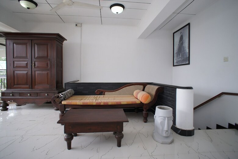 Oyo 528 Hotel 99