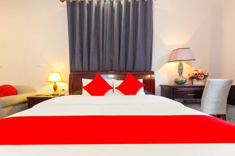 Oyo 779 Aisha Hotel And Apartment