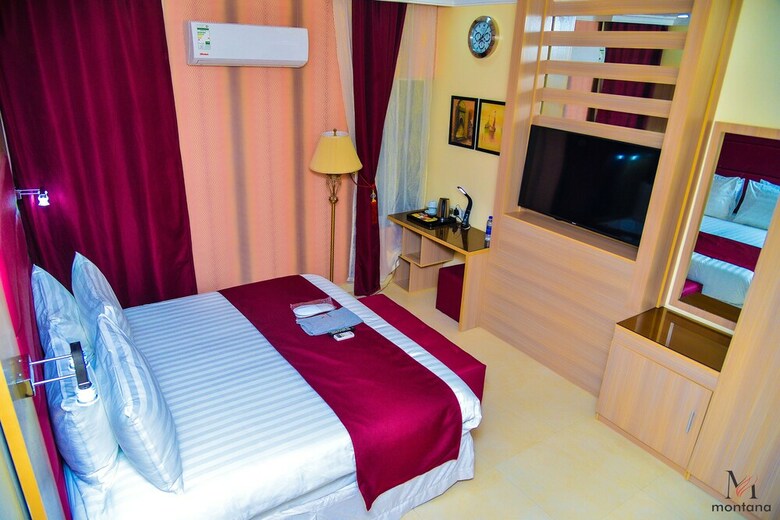 Hotel Montana Residence