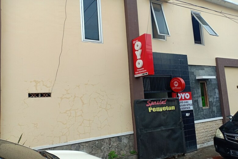 Hotel Oyo 2481 Gangnam Style Residence