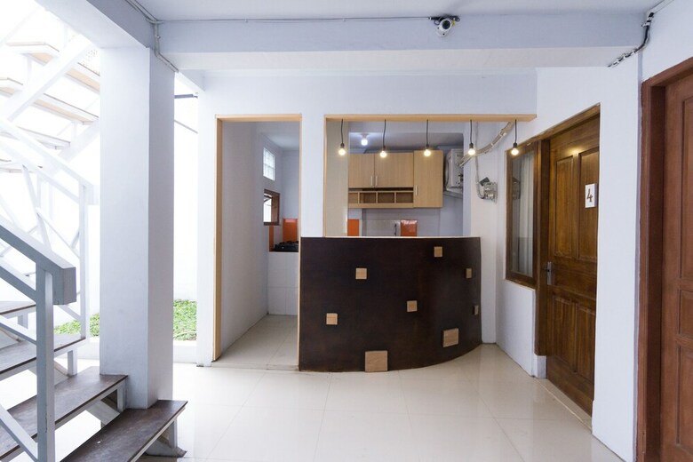 Hotel Oyo 2444 Sera House