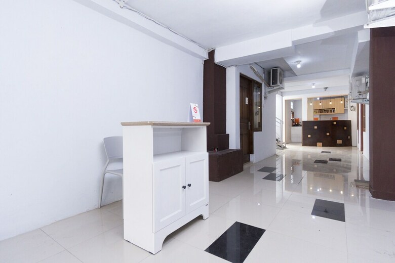 Hotel Oyo 2444 Sera House