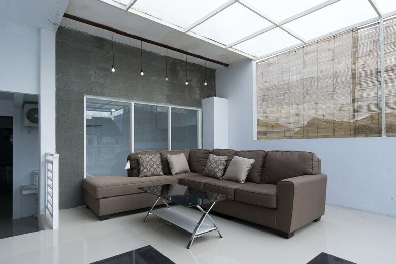 Hotel Oyo 2444 Sera House