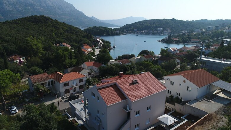 Apartamentos Villa Teuta