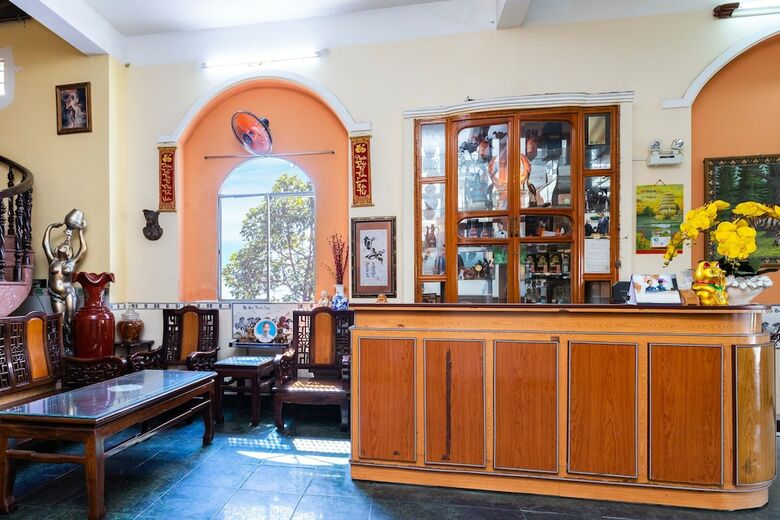 Oyo 791 Hoang Anh Hotel