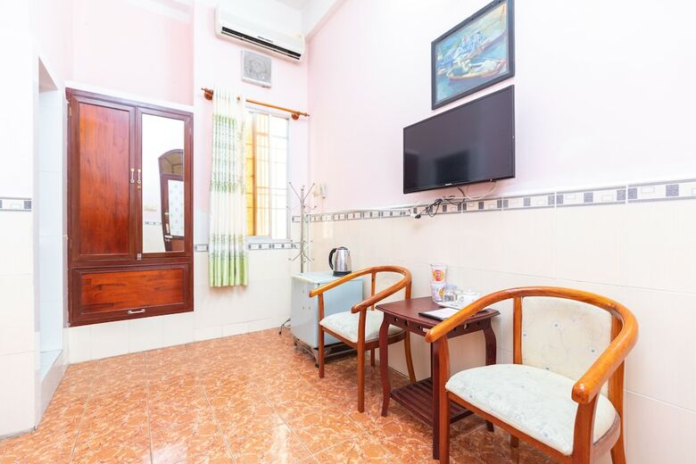 Oyo 791 Hoang Anh Hotel