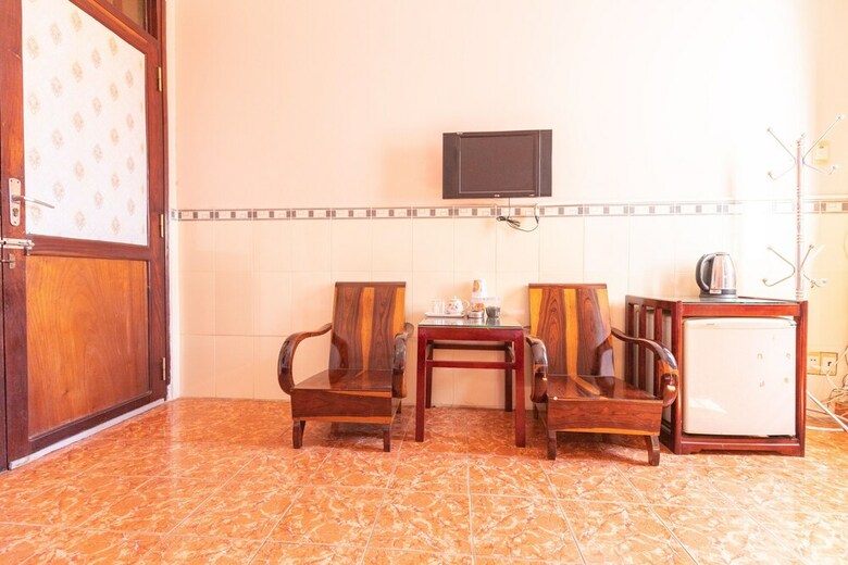 Oyo 791 Hoang Anh Hotel