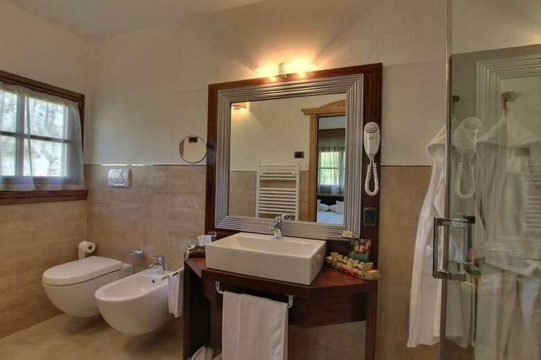 Hotel Bait De Angi�l