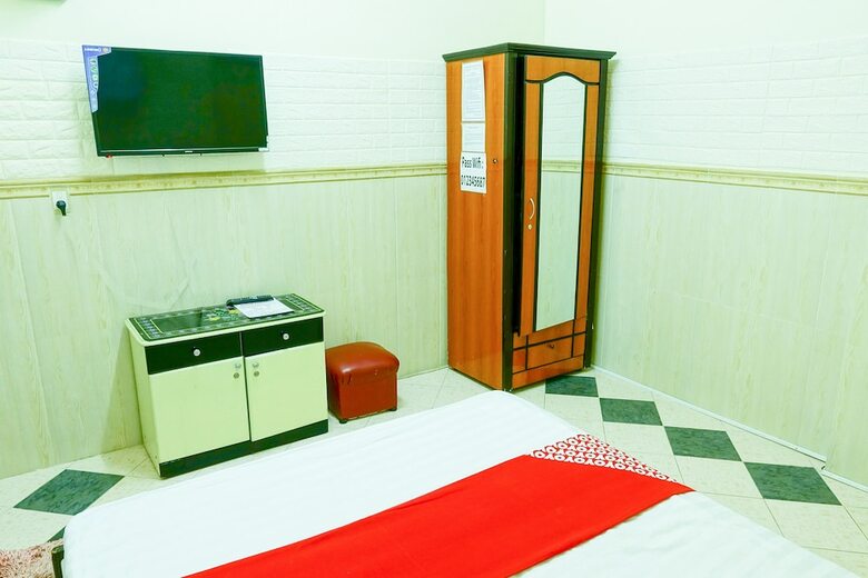 Oyo 827 Bach Duong Hotel
