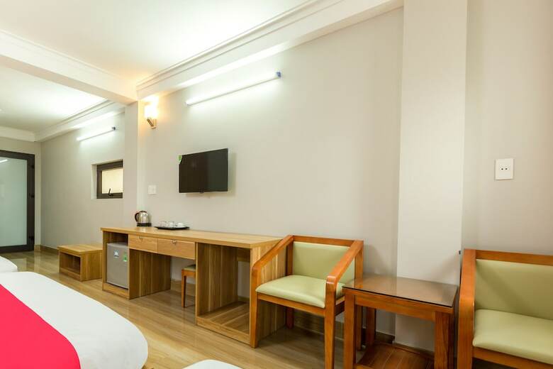 Oyo 800 Candy Hotel