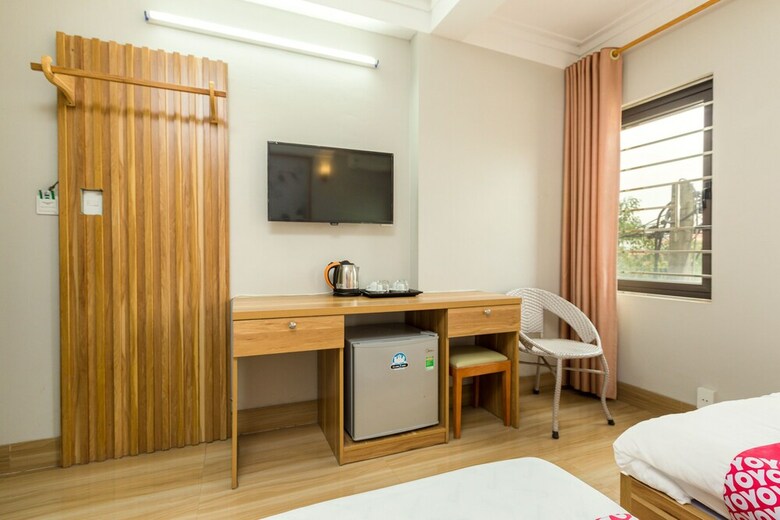 Oyo 800 Candy Hotel
