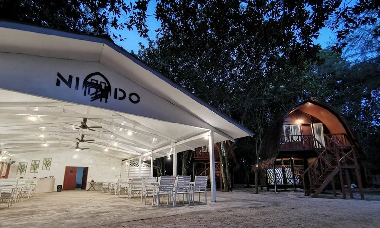 Hotel Nido Mantanani Lodge