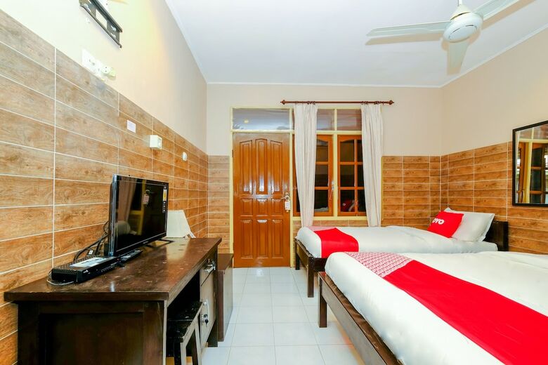 Hostal Oyo 2292 Pondok Lita