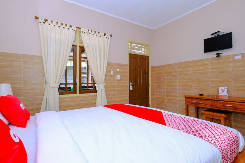 Hostal Oyo 2292 Pondok Lita