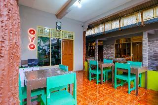 Hostal Oyo 2292 Pondok Lita