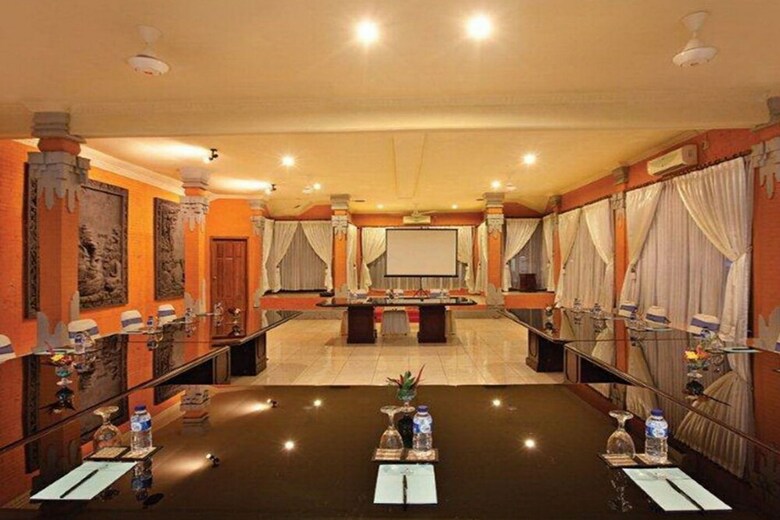 Oyo 2334 Melka Excelsior Hotel