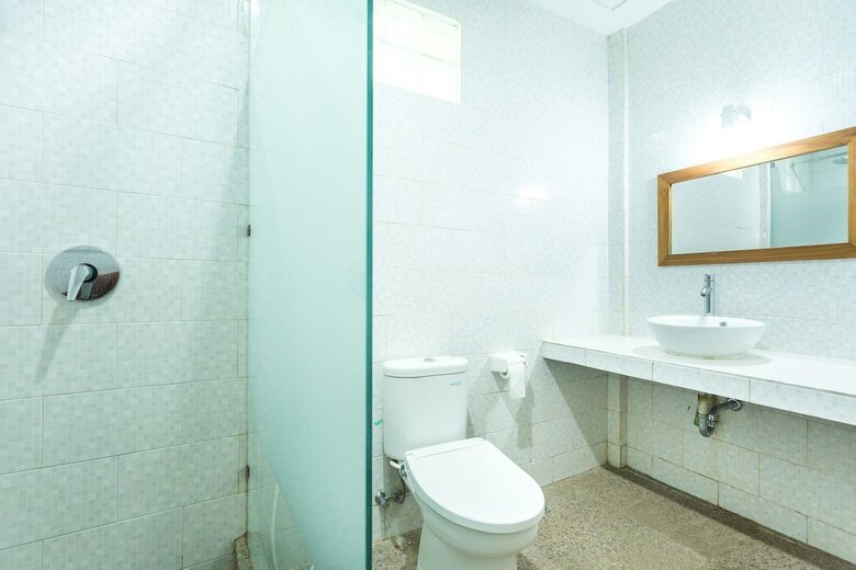 Hotel Oyo 2408 Bc Inn