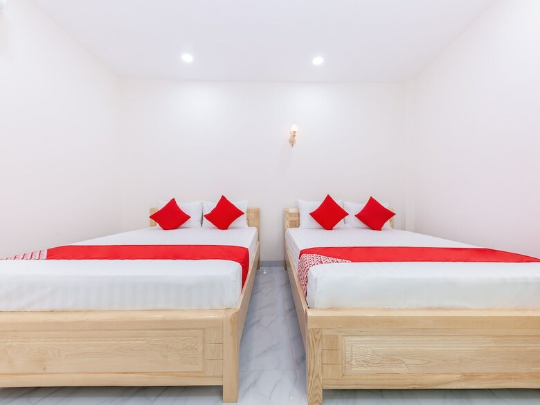 Hotel Oyo 808 Hoang Lan