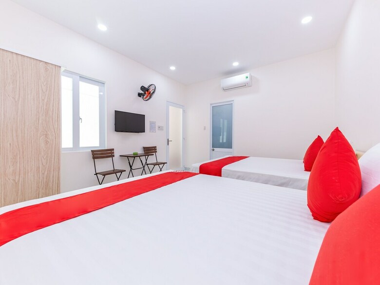Hotel Oyo 808 Hoang Lan
