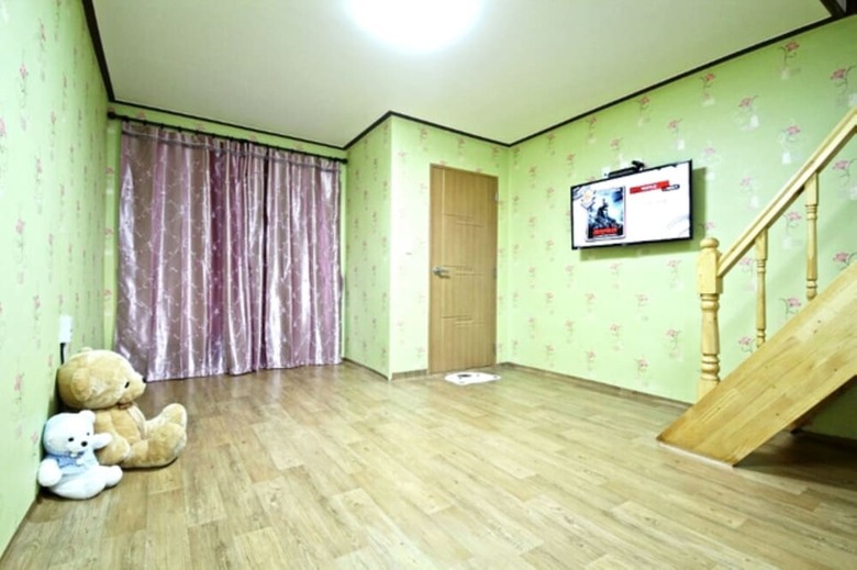 Hill Of Wind Pension