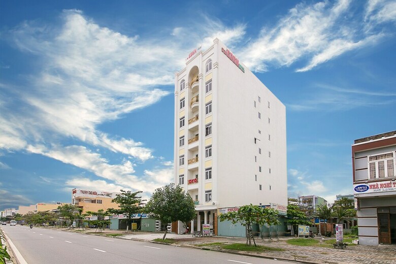 Oyo 784 Tn Eden Hotel