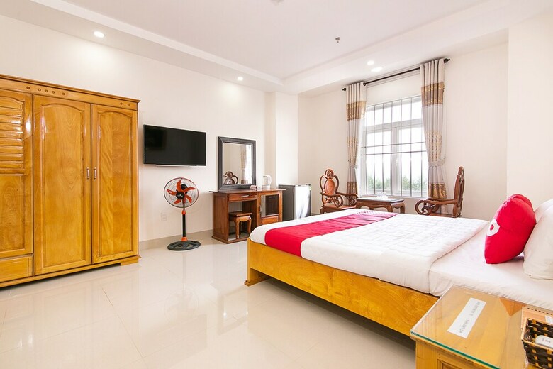 Oyo 784 Tn Eden Hotel