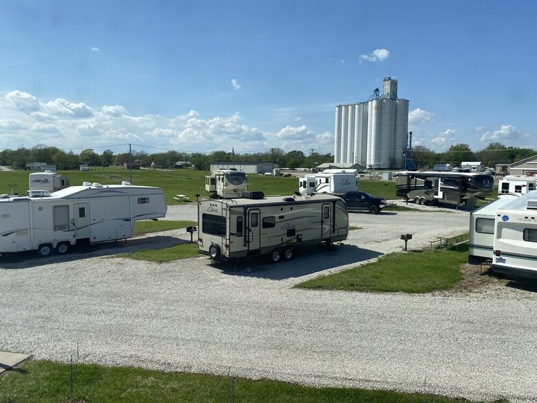 Posada Garnett Hotel & Rv Park