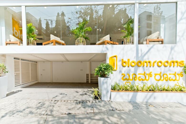 Hotel Bloomrooms @ Cunnigham Road