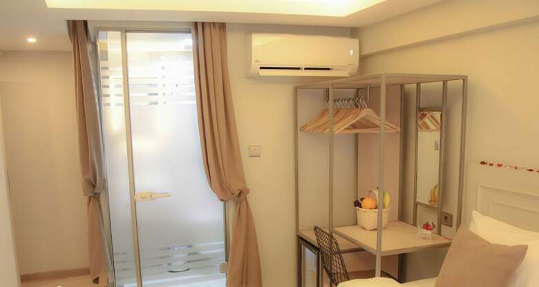 X-nellyi Boutique Hotel