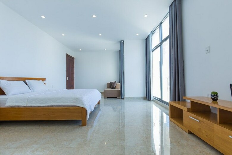 Villa Royal 2