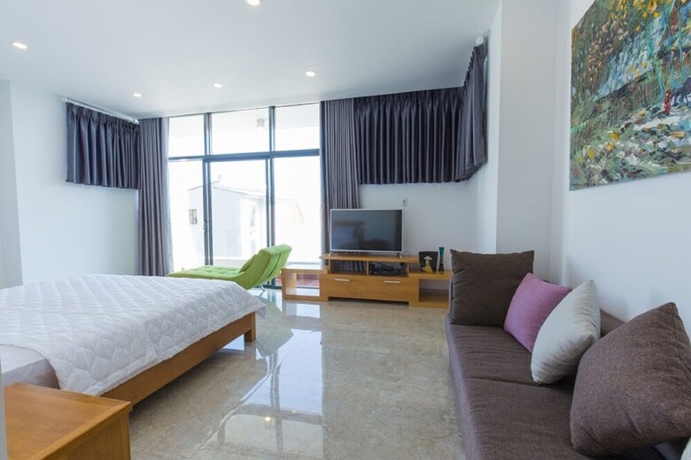 Villa Royal 2