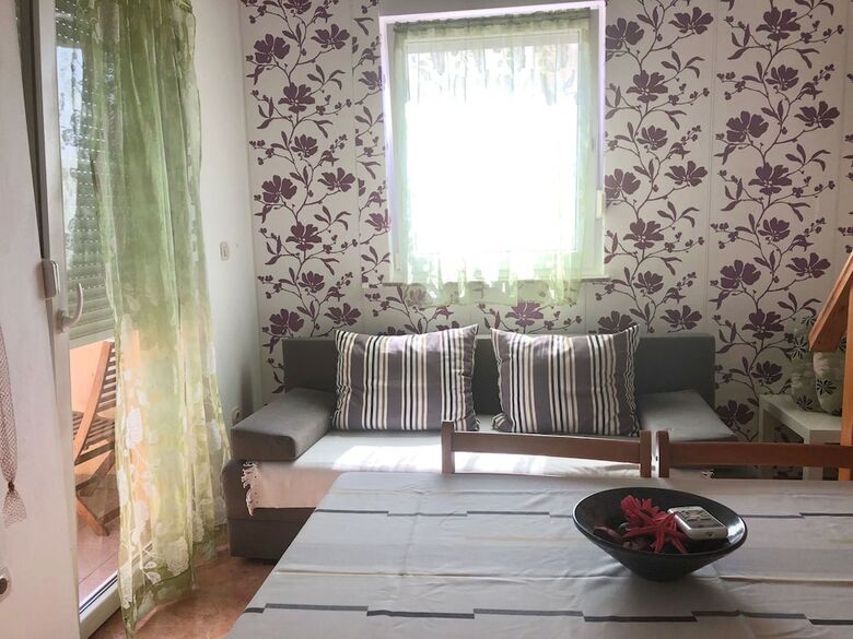Apartments Mijic