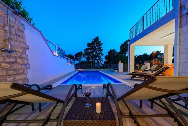 Villa Mlini