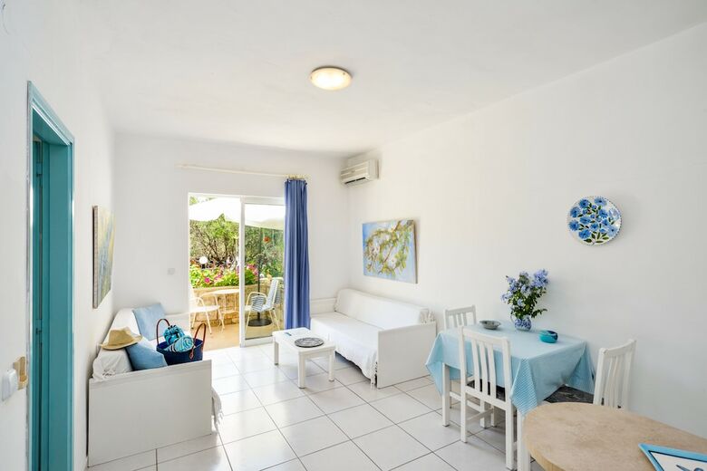 Aparthotel Marika Studios & Apartments