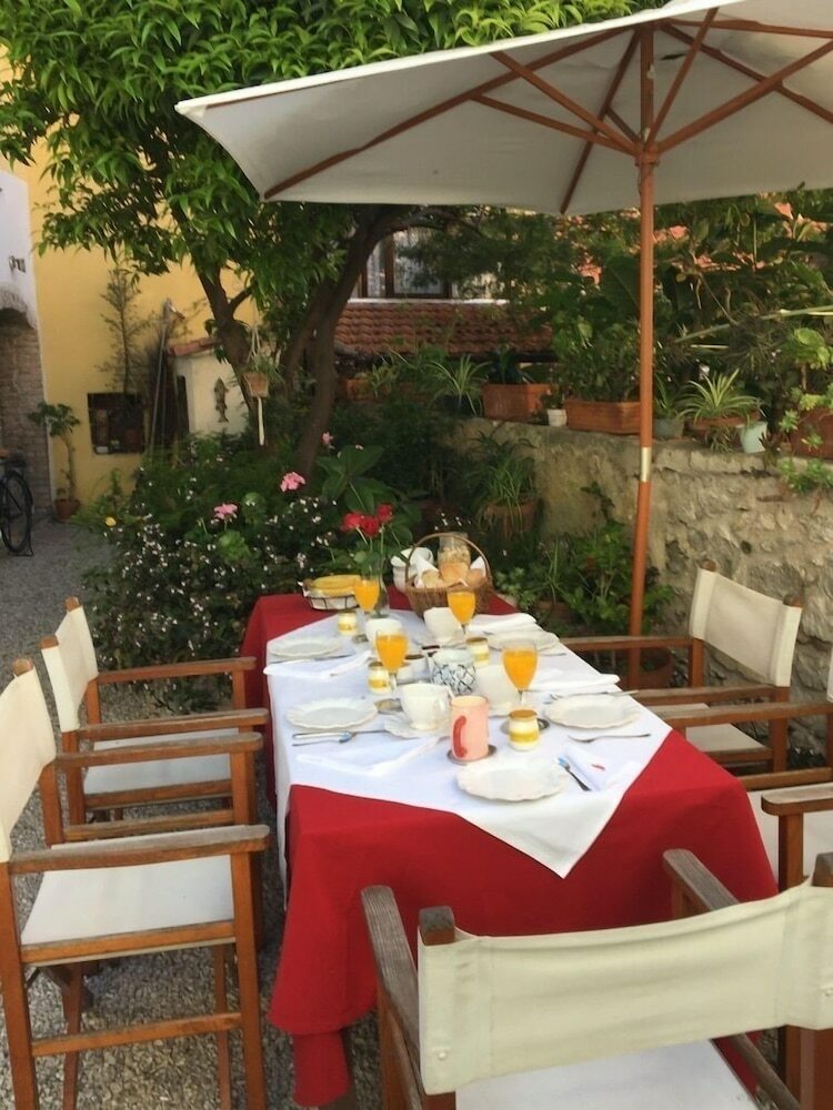 Bed & Breakfast La Petite Maison