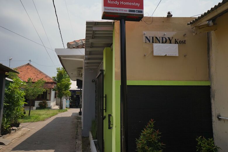 Hotel Oyo 2492 Nindy Homestay