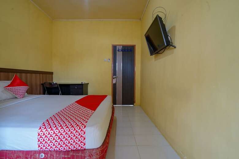Hostal Oyo 2502 Triantama Kost Syariah